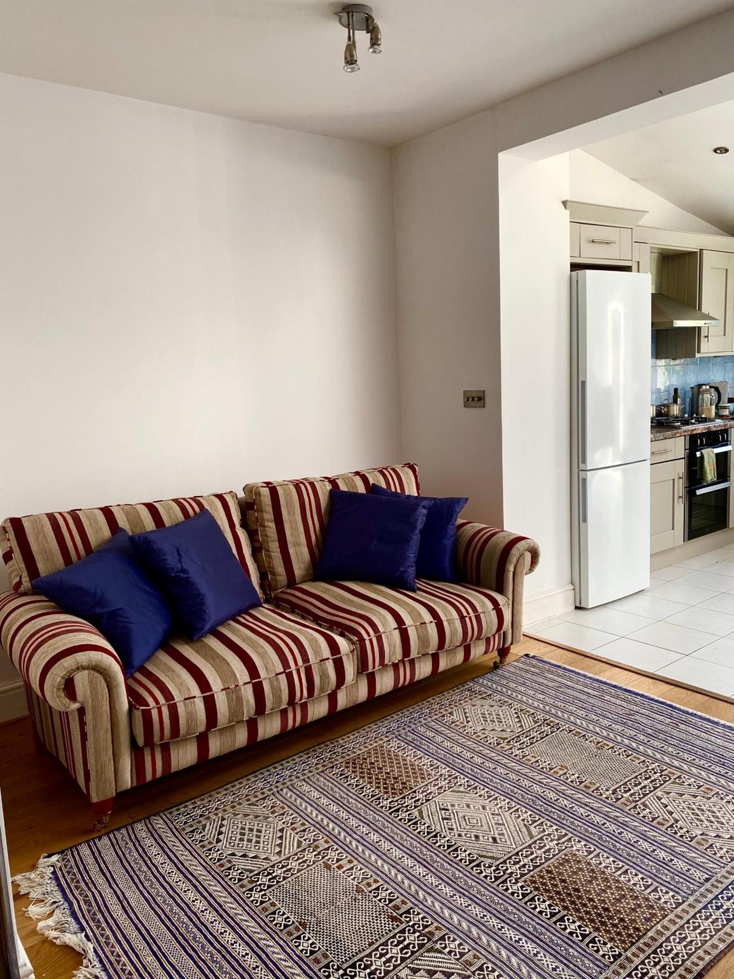 Entire House Wimbledon Affittacamere